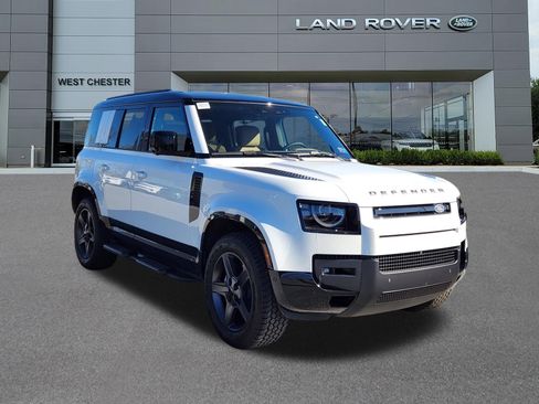 New 2026 Land Rover Defender 110 X-Dynamic SE AWD/4WD image 2