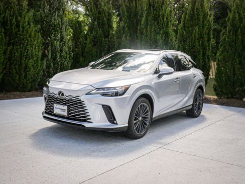 Used 2025 Lexus RX 350 Premium w/ Accessory Package AWD/4WD image 5