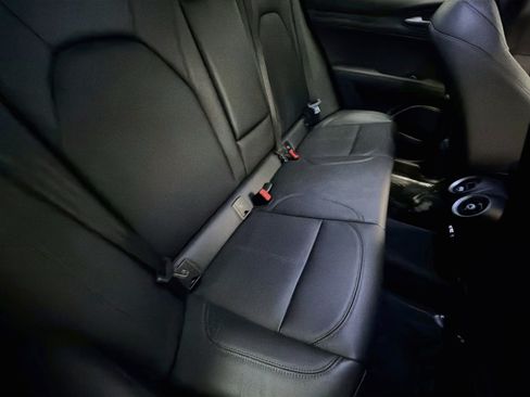 Used 2023 Alfa Romeo Stelvio Sprint RWD image 14
