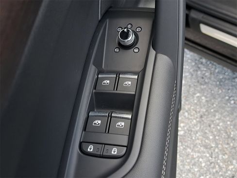 Certified 2023 Audi Q5 2.0T Premium Plus w/ Premium Plus Package image 22