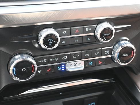 New 2026 Ford F350 King Ranch w/ Chrome Package image 30