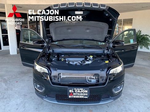 Used 2019 Jeep Cherokee Limited image 26