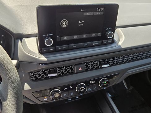 Certified 2025 Honda Accord SE image 20