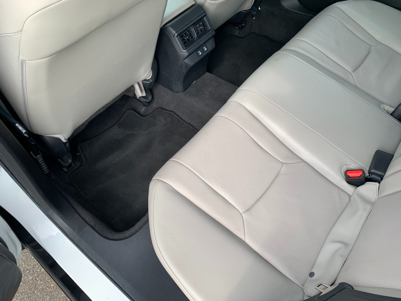 Used 2023 Honda Accord EX-L image 27