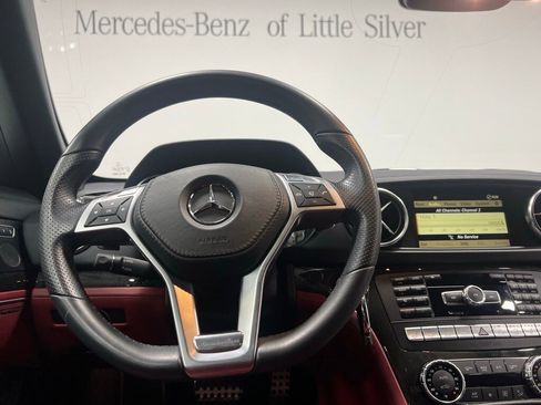 Used 2013 Mercedes-Benz SL 550 image 30