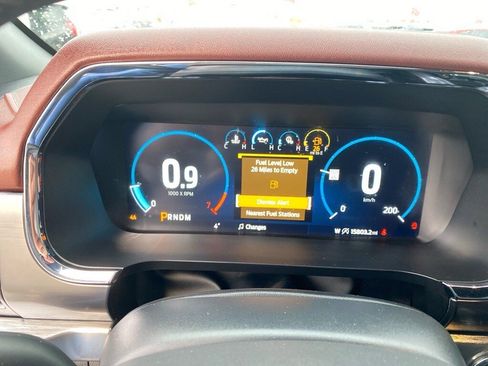 Used 2023 Ford F150 Lariat w/ Equipment Group 502A High image 22