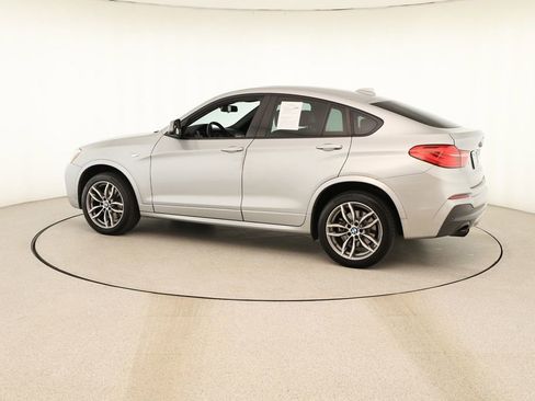 Used 2018 BMW X4 M40i image 3