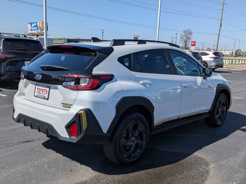 Used 2025 Subaru Crosstrek 2.5i Sport AWD/4WD image 8