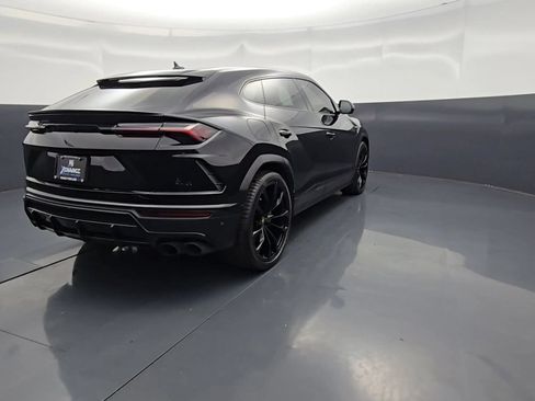 Used 2022 Lamborghini Urus AWD/4WD image 96