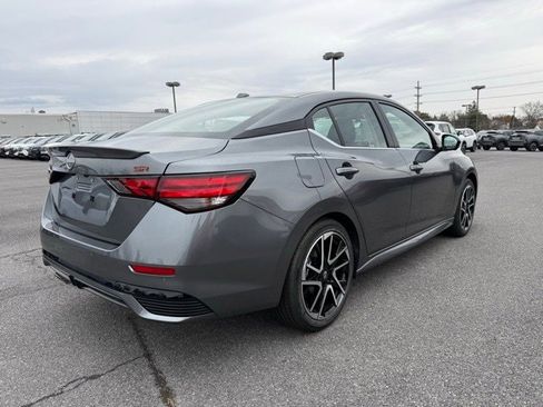New 2025 Nissan Sentra SR w/ SR Premium Package image 5