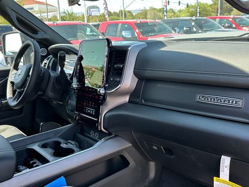 New 2026 RAM 2500 Laramie AWD/4WD image 12