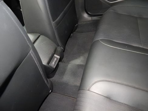 Used 2022 Honda Civic Touring image 28