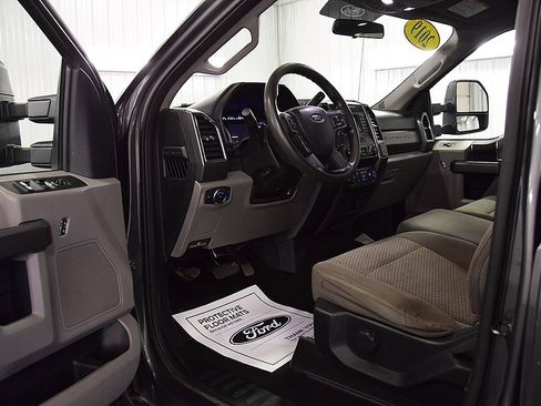 Used 2019 Ford F250 XLT image 16