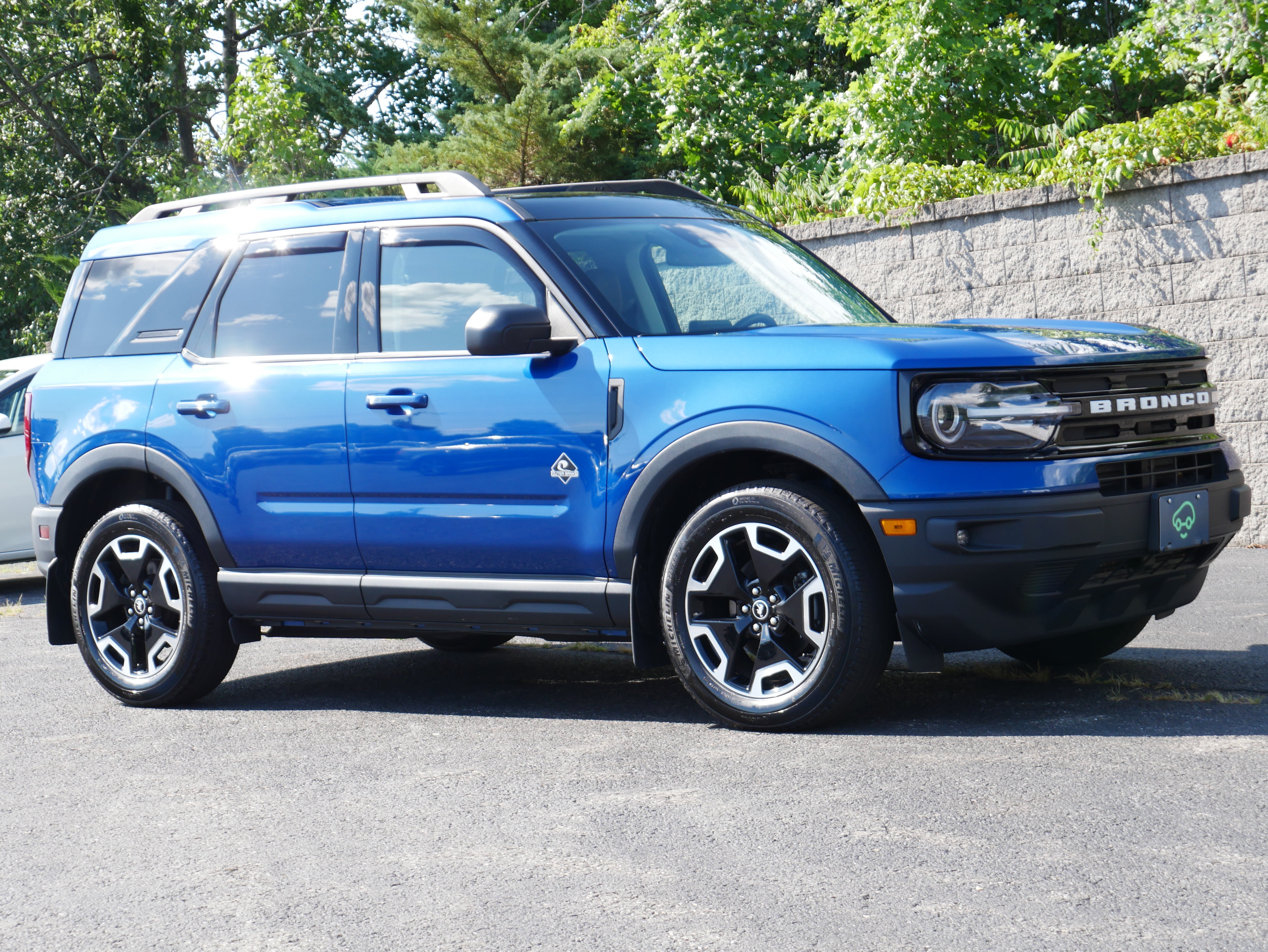 Used 2023 Ford Bronco Sport Outer Banks w/ Tech Package AWD/4WD image 9
