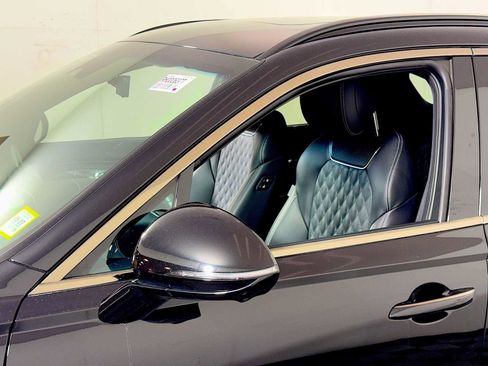 Used 2024 Genesis GV70 3.5T Sport w/ Sport Prestige Package AWD/4WD image 29