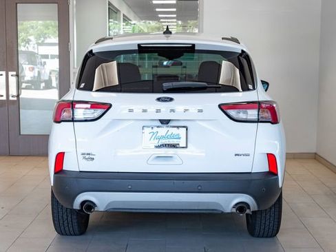 Used 2022 Ford Escape SEL AWD/4WD image 29