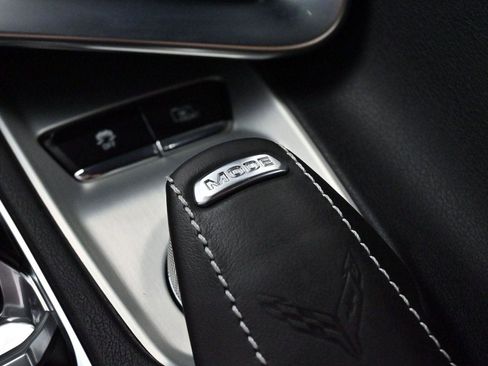 Used 2025 Chevrolet Corvette Z06 RWD image 33