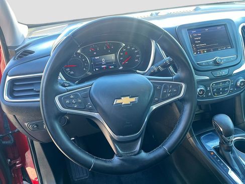 Used 2023 Chevrolet Equinox LT FWD image 11
