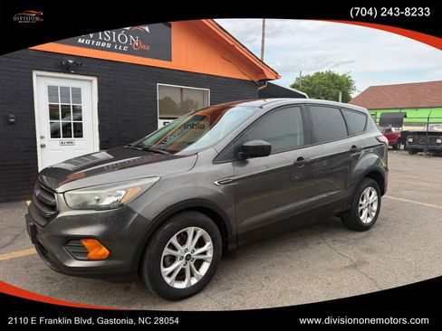 Used 2018 Ford Escape S FWD image 2