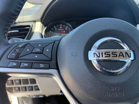 Certified 2022 Nissan Rogue Sport SL AWD/4WD image 26
