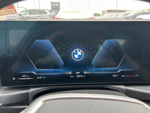 Used 2025 BMW 330i xDrive Sedan AWD/4WD image 17
