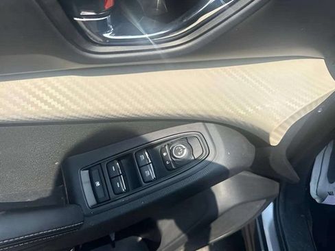 Used 2022 Subaru Ascent Premium w/ Convenience Package AWD/4WD image 6