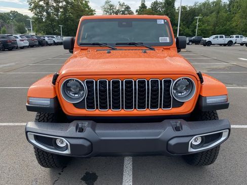 New 2025 Jeep Wrangler Unlimited Sahara w/ Safety Group AWD/4WD image 8