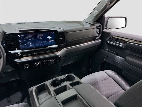 Used 2023 GMC Sierra 1500 Elevation w/ LPO, Elevation Black Package image 24