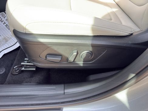 Used 2025 Hyundai Tucson SEL image 12