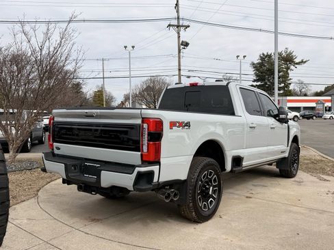 Used 2025 Ford F250 Platinum image 4