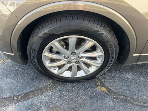 Used 2019 Buick Envision Essence FWD image 14