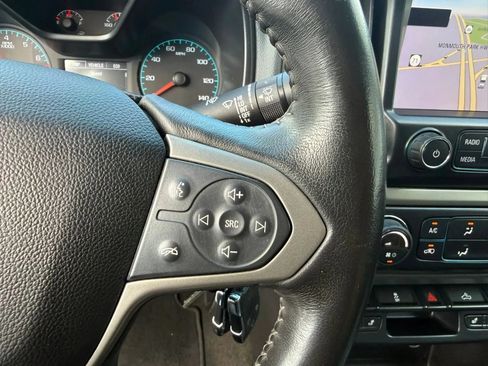 Used 2015 Chevrolet Colorado Z71 AWD/4WD image 19