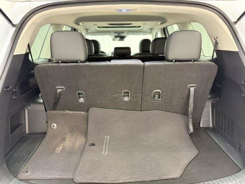 Used 2020 Kia Telluride S w/ S 8 Passenger Seating Package AWD/4WD image 27