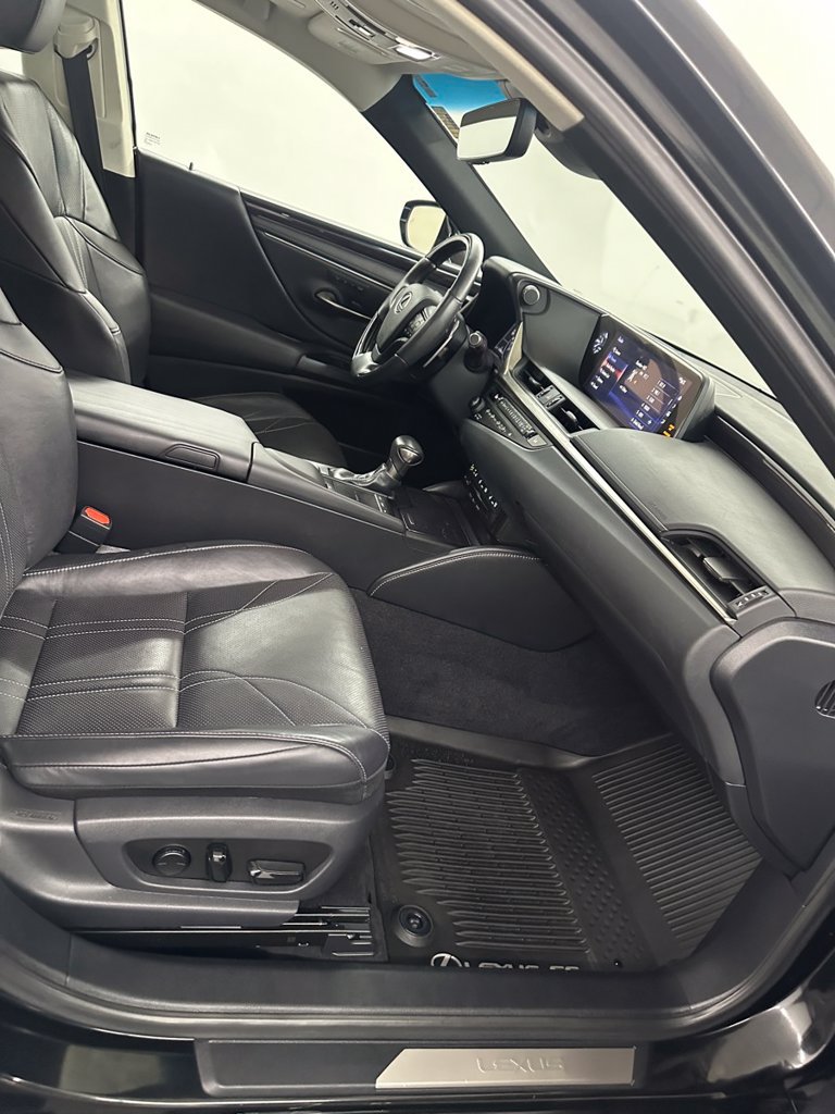 Used 2019 Lexus ES 350 w/ Accessory Package 2 FWD image 37
