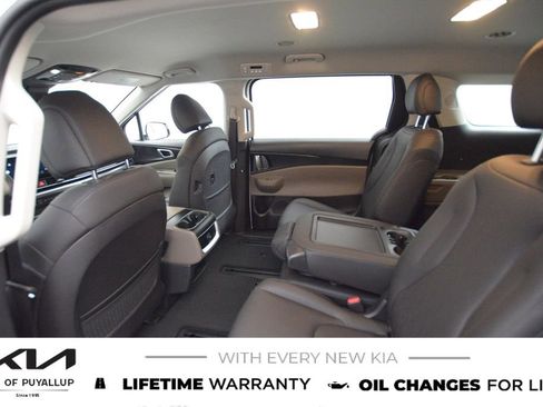 New 2026 Kia Carnival LXS image 12
