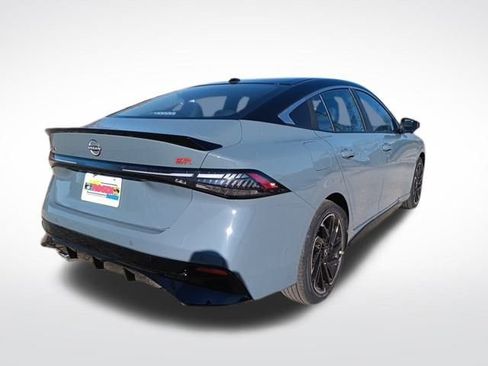 New 2026 Nissan Sentra SR w/ SR Premium Package image 5