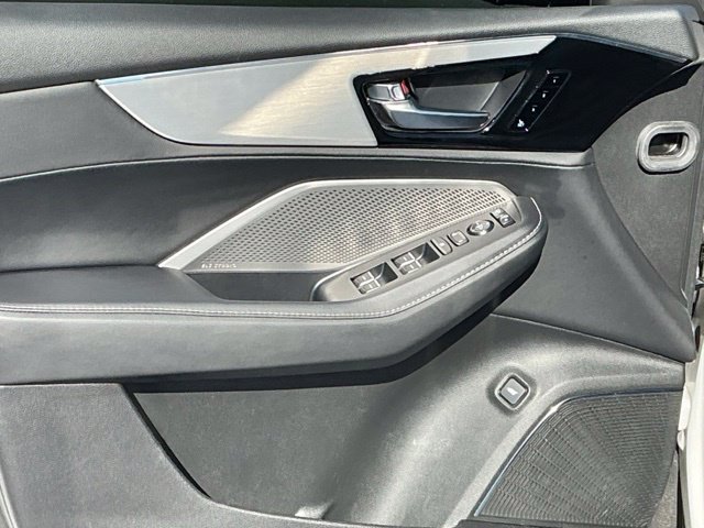 Used 2024 Acura MDX w/ Technology Package AWD/4WD image 13