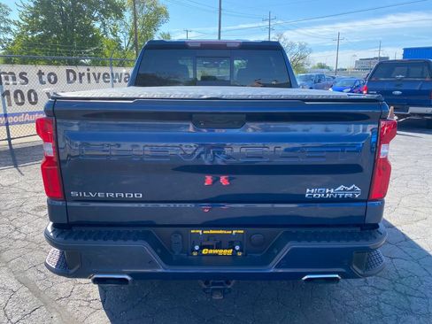 Used 2021 Chevrolet Silverado 1500 High Country w/ Max Trailering Package AWD/4WD image 3