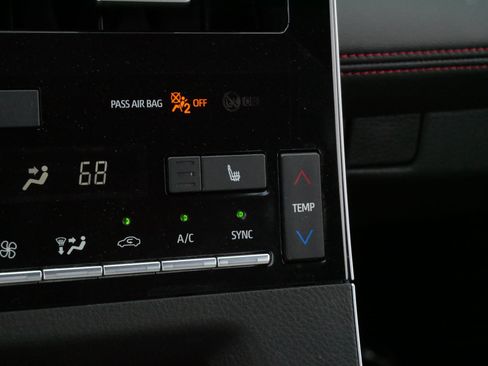 Used 2021 Toyota Avalon TRD FWD image 28