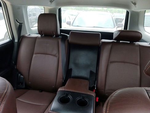 Used 2022 Toyota 4Runner Limited AWD/4WD image 7