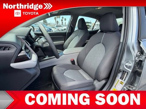 Used 2022 Toyota Camry LE FWD image 6