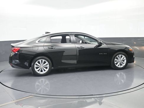 Used 2025 Chevrolet Malibu LT FWD image 7