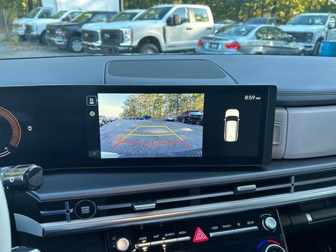 Used 2025 Hyundai Santa Fe SEL image 16