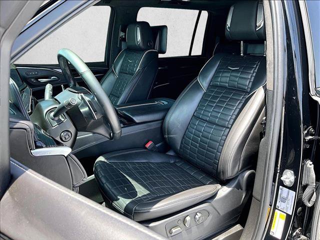 Certified 2023 Cadillac Escalade ESV V AWD/4WD image 27