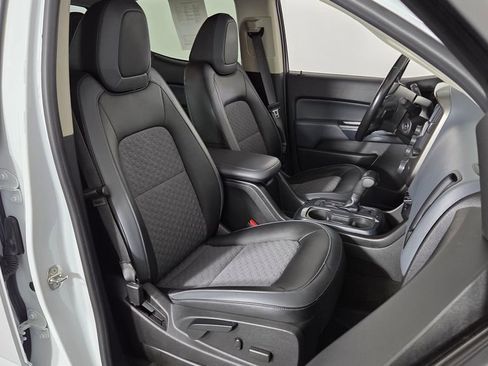 Used 2018 Chevrolet Colorado Z71 image 30