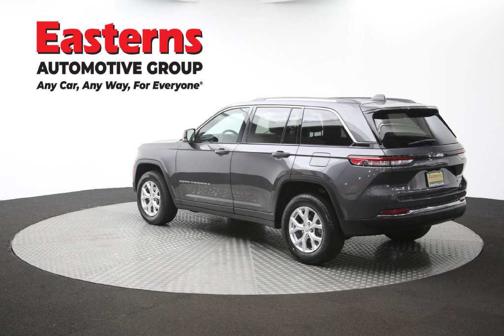 Used 2023 Jeep Grand Cherokee Limited AWD/4WD image 68