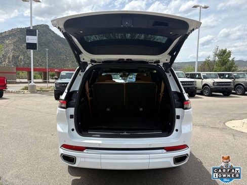Used 2025 Jeep Grand Cherokee L Summit AWD/4WD image 8