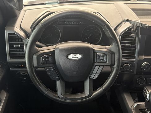 Used 2019 Ford F150 XLT w/ Equipment Group 302A Luxury AWD/4WD image 11