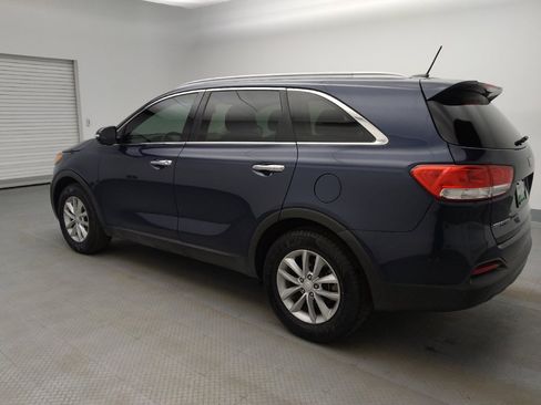 Used 2016 Kia Sorento FWD image 3