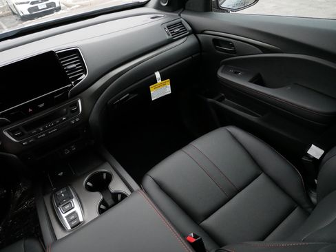 Certified 2026 Honda Ridgeline TrailSport image 11